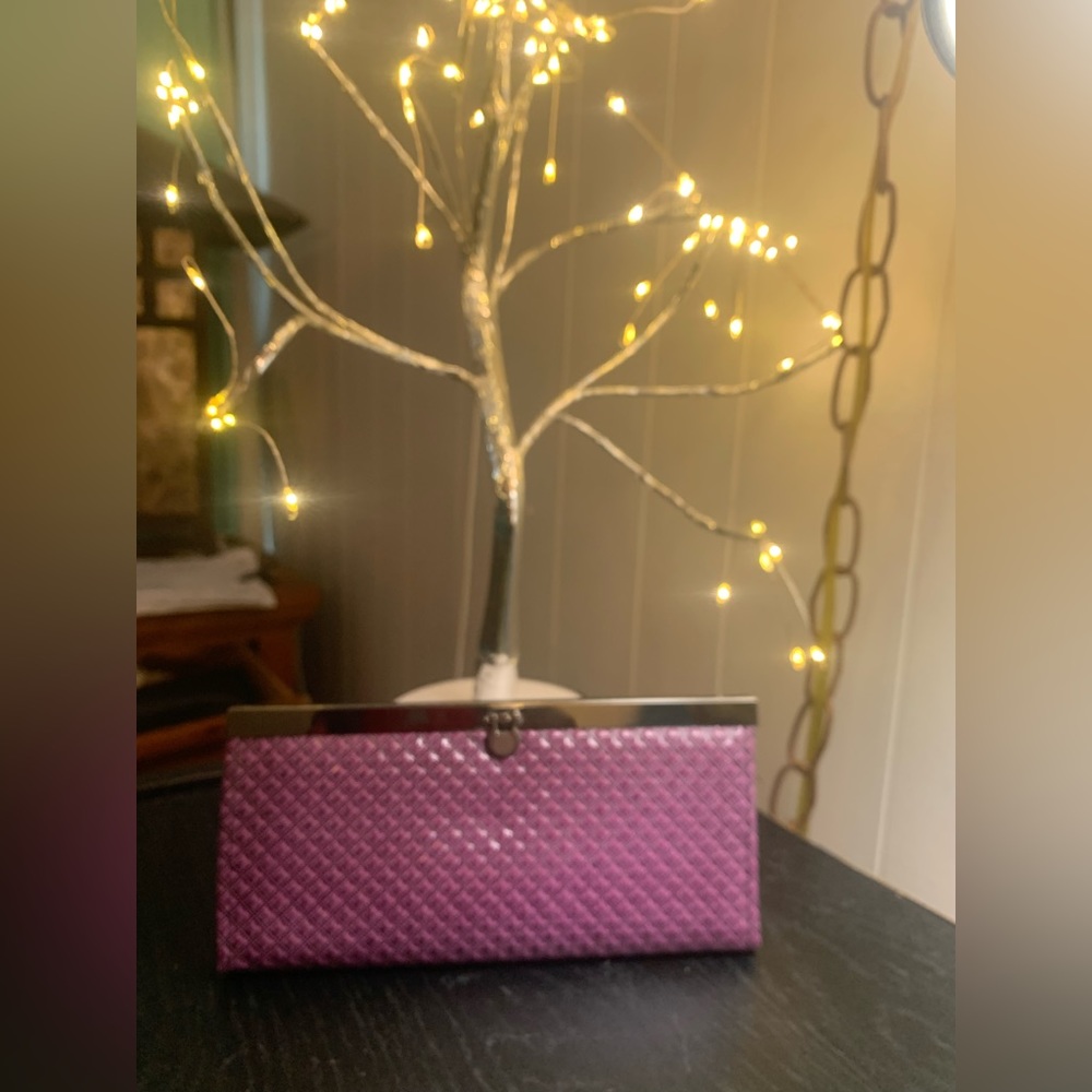 New Elegant Chuns Fashion Fuchsia Faux Leather Quad-Fold Clutch Wall